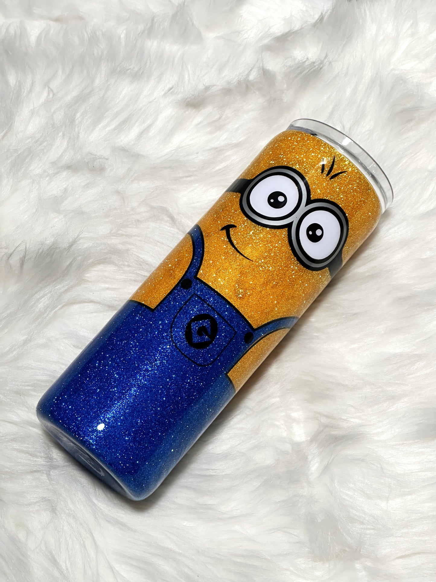 Minion glitter tumbler